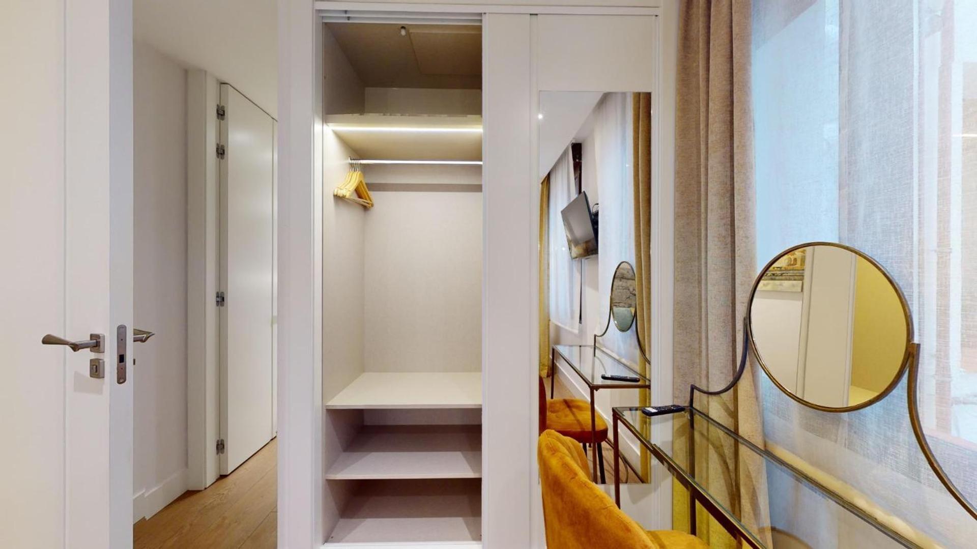 Celenque Apartment Madrid Bagian luar foto