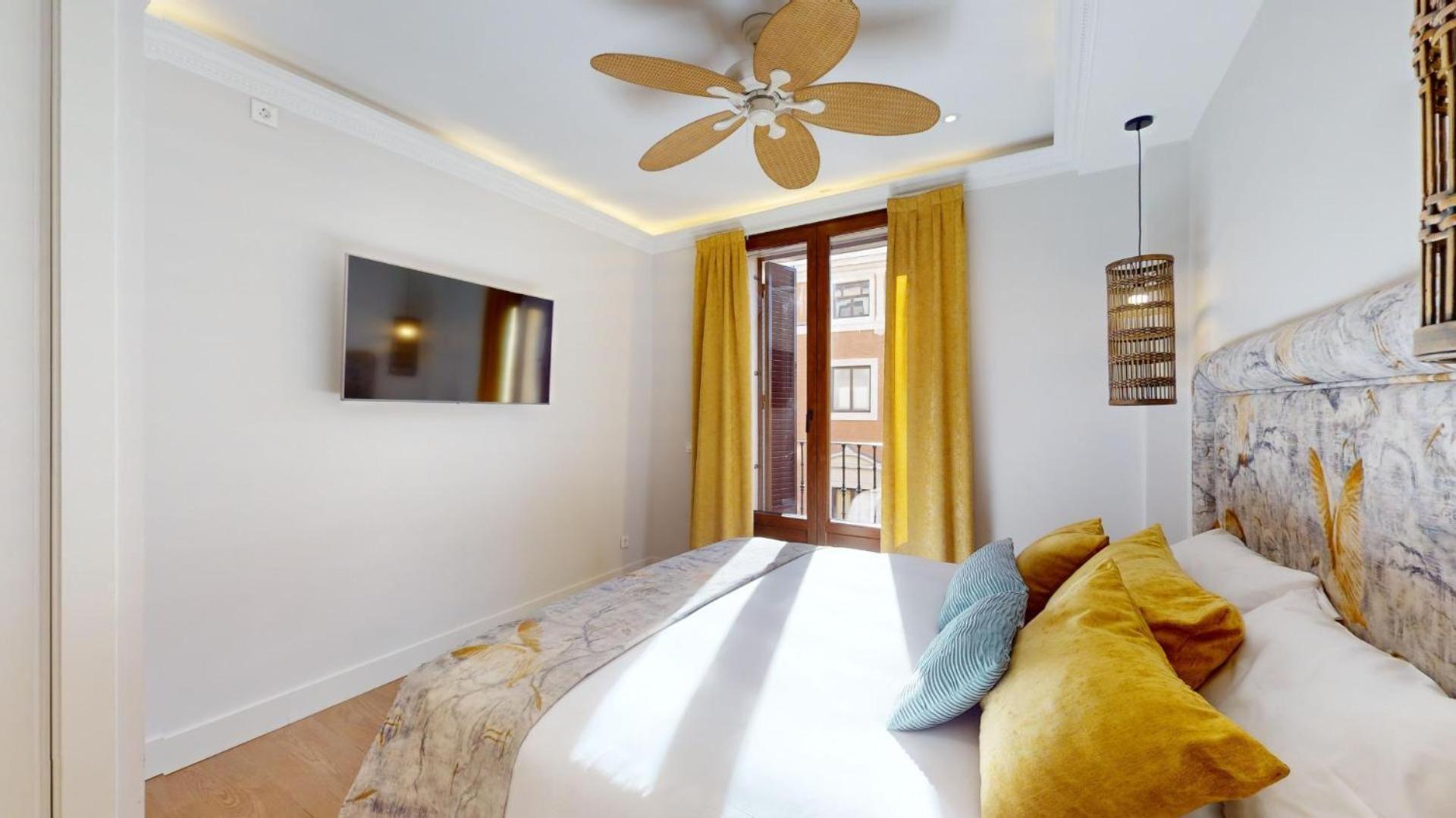 Celenque Apartment Madrid Bagian luar foto