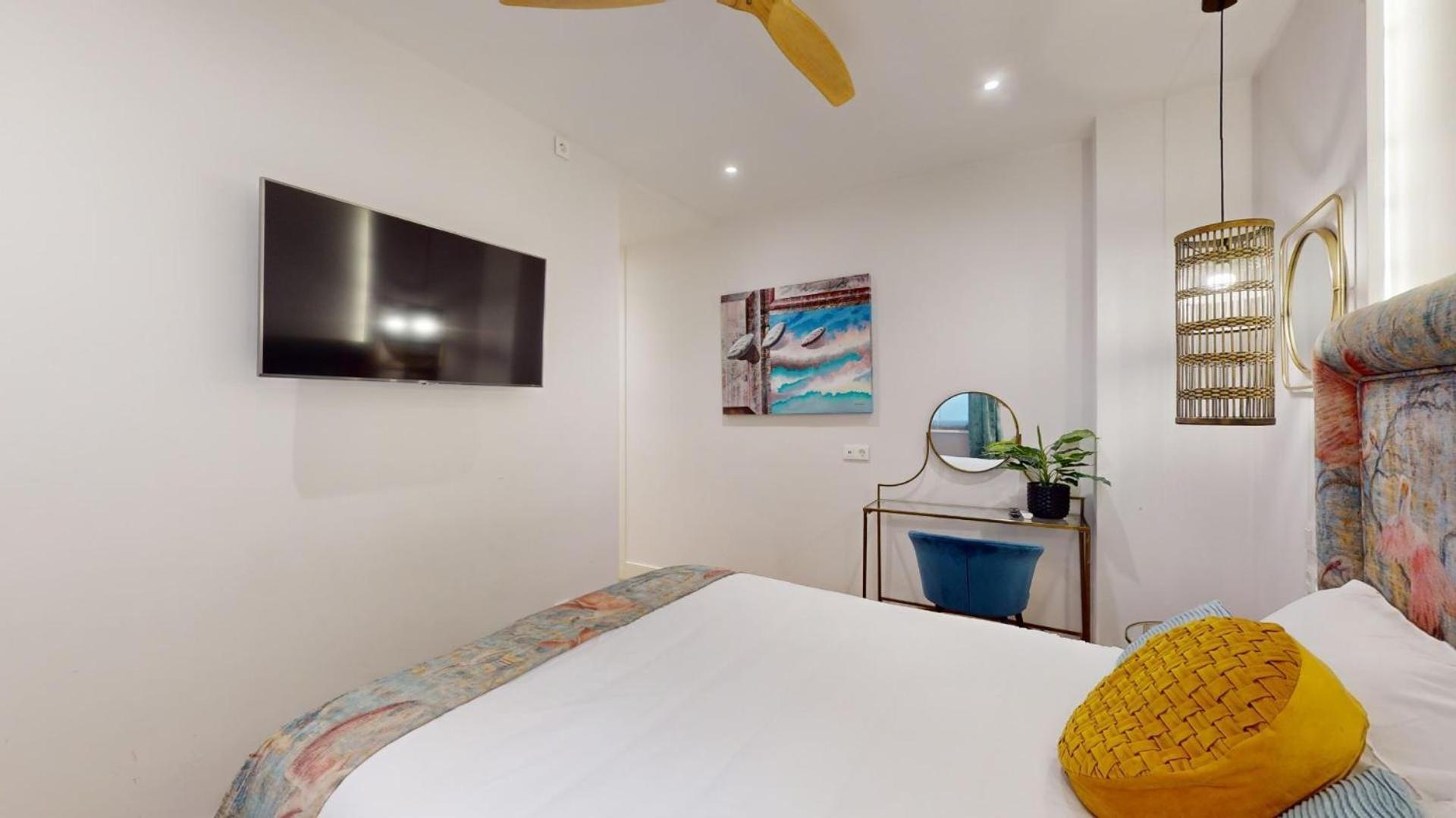 Celenque Apartment Madrid Bagian luar foto